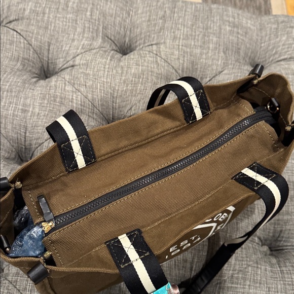 Marc Jacobs Bag Signet Canvas Olive Green Logo Tote - Picture 12 of 17